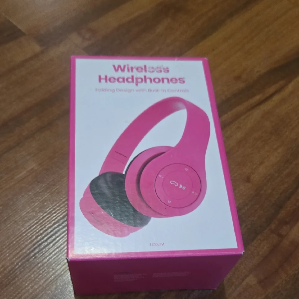 Sleek Pink Wireless Headphones NWB FOLDING COMPACT DESIGN 6 HOUR BATERY LIFE